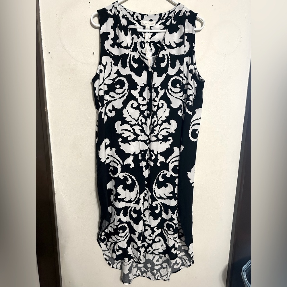 Alex & Lili / Sleeveless High Low Tunic Dress Black and White Pattern size Large